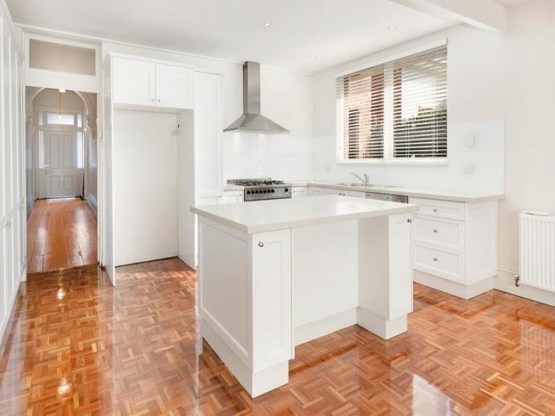 23 Orchard Street, Brighton VIC 3186