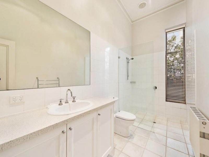 23 Orchard Street, Brighton VIC 3186