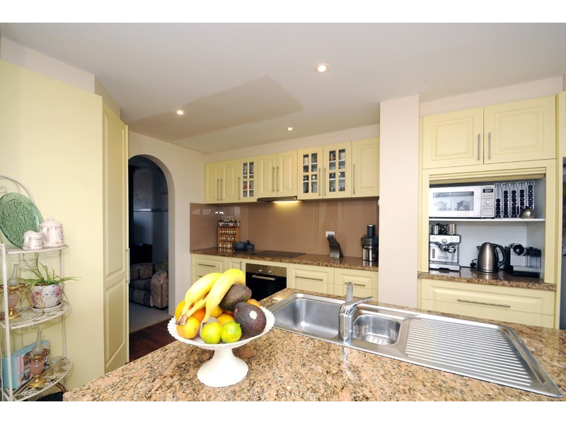 27 Tudor Court, Edithvale VIC 3196