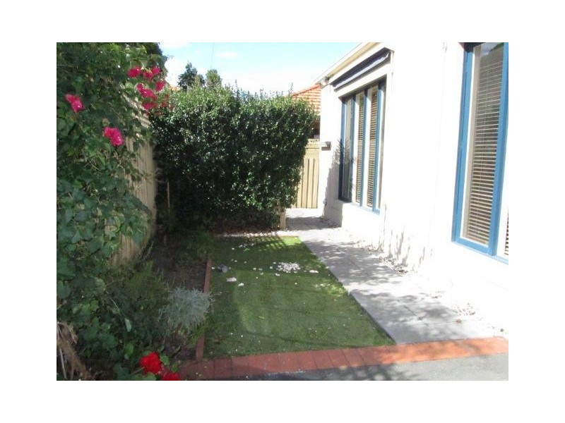 36a Raynes Park Road, Hampton VIC 3188