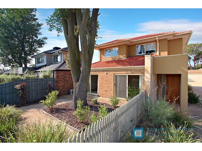 42d Follett Road, Cheltenham VIC 3192