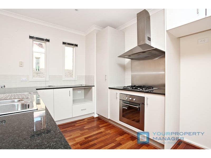 42d Follett Road, Cheltenham VIC 3192