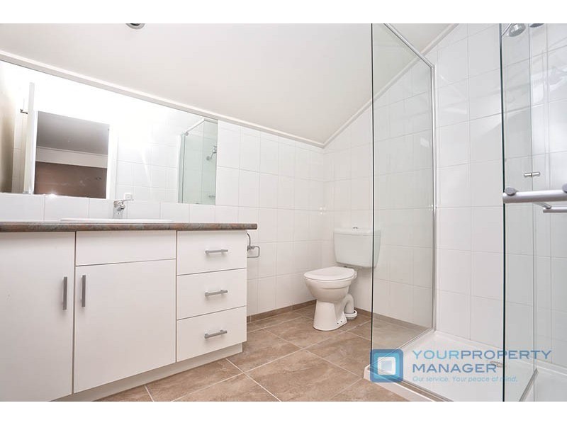 107 Linacre Road, Hampton VIC 3188
