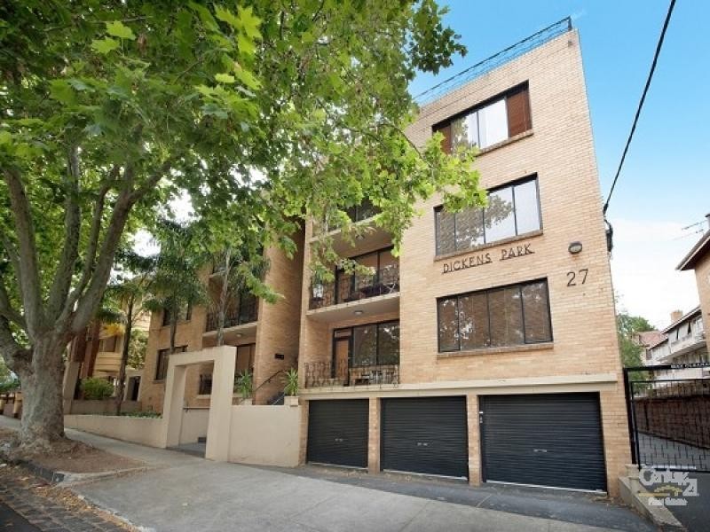15/27 Dickens Street, Elwood VIC 3184