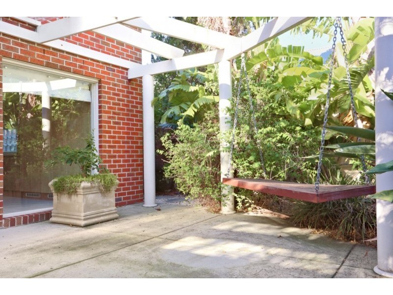 3 Robinson Street, Brighton East VIC 3187