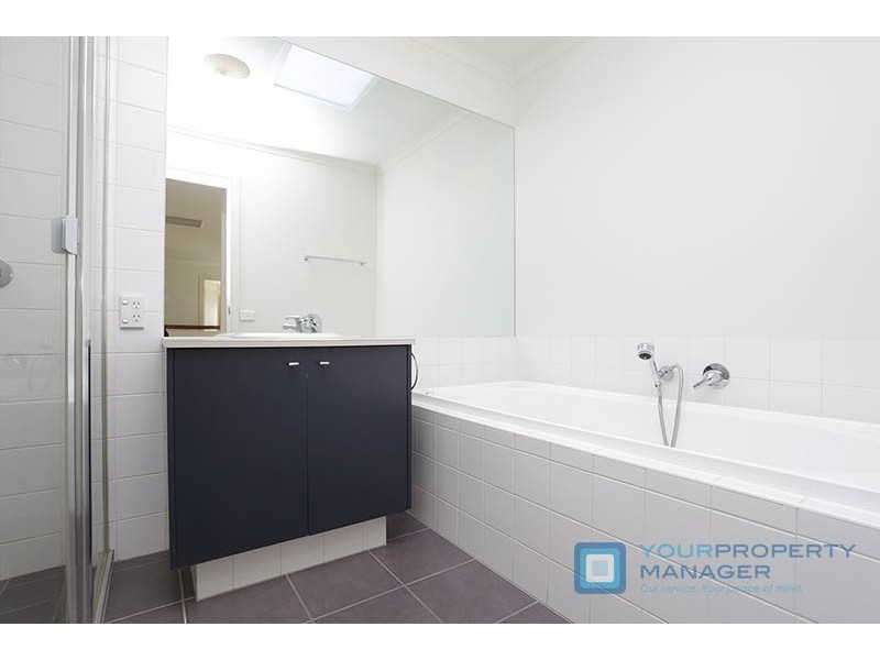 6 Turnberry Court, Heatherton VIC 3202
