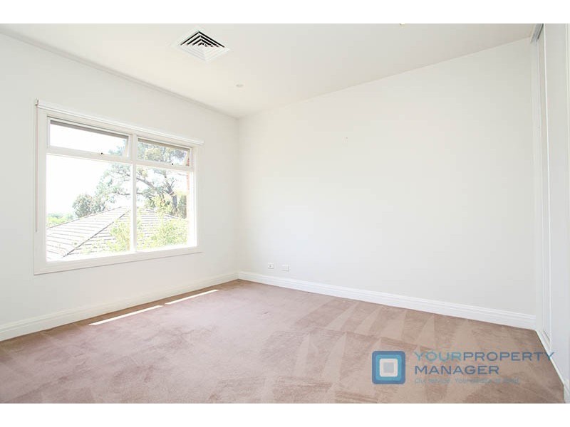 8/2-6 Younger Avenue, Caulfield South VIC 3162