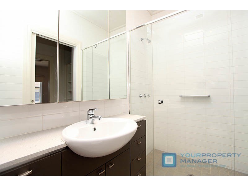 8/2-6 Younger Avenue, Caulfield South VIC 3162