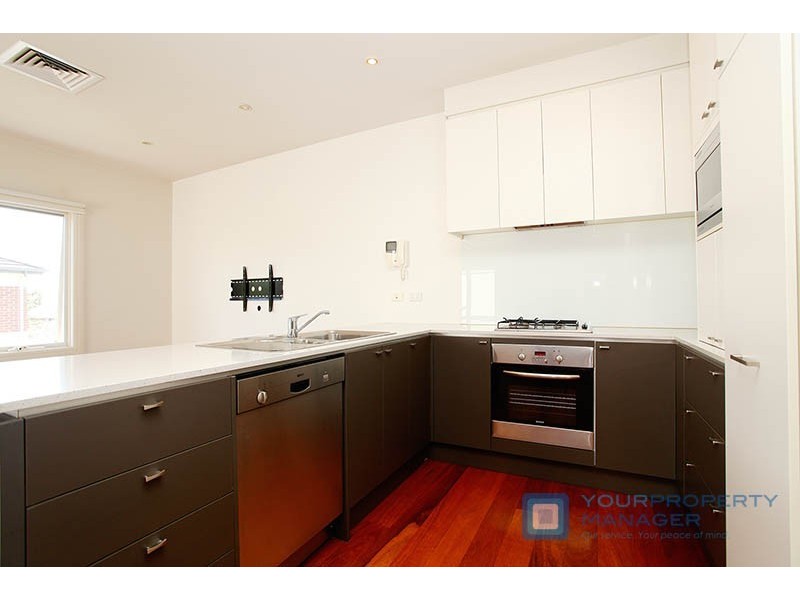 8/2-6 Younger Avenue, Caulfield South VIC 3162