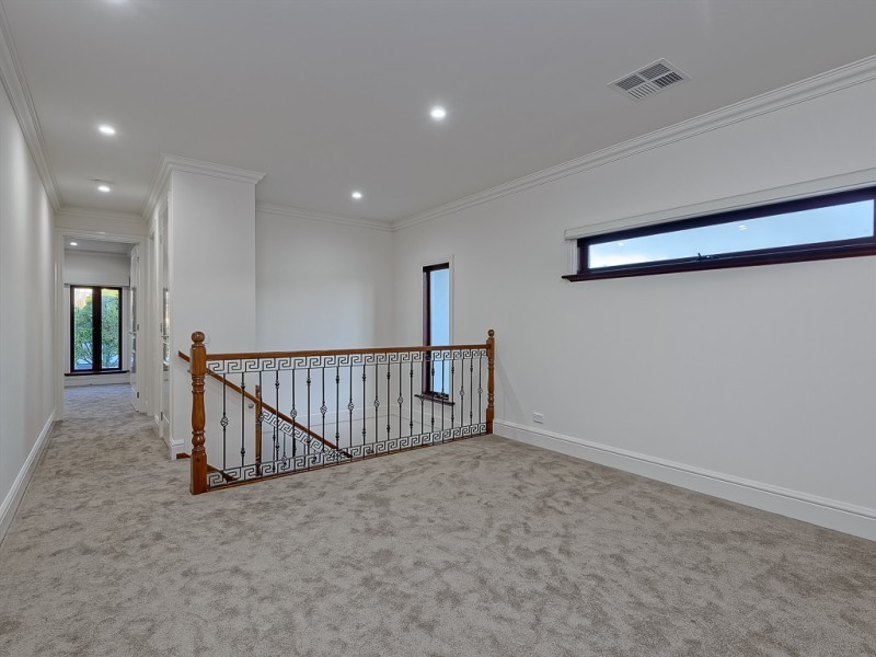 31 Summerhill Road, Brighton East VIC 3187