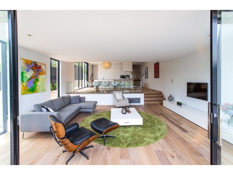 4 Hilton Street, Beaumaris VIC 3193