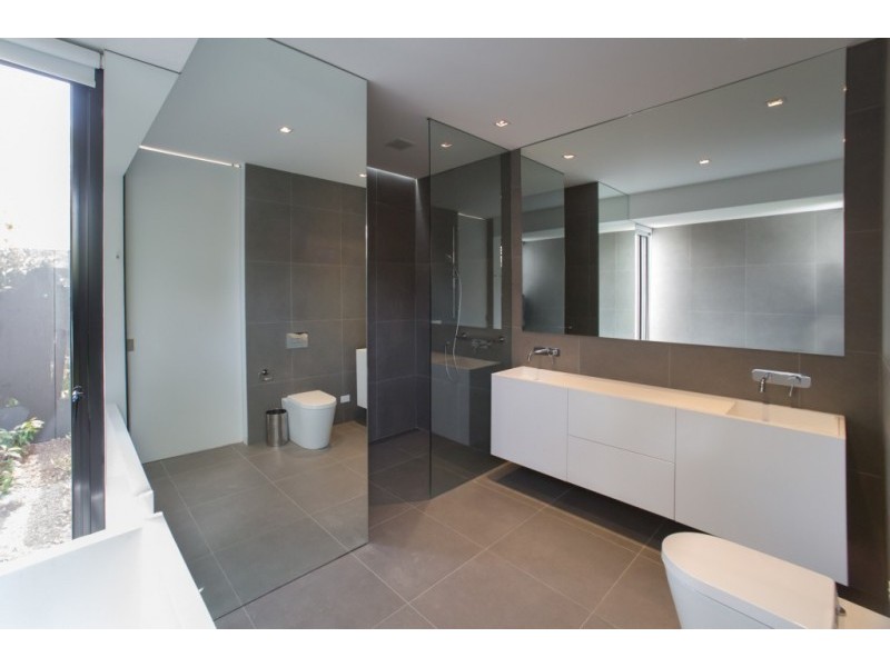 4 Hilton Street, Beaumaris VIC 3193