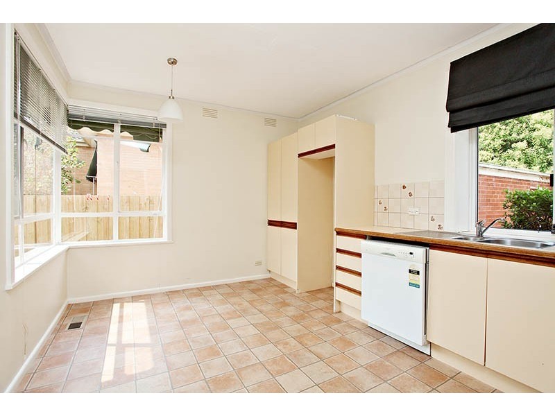 14 Berkefeld Court, Cheltenham VIC 3192