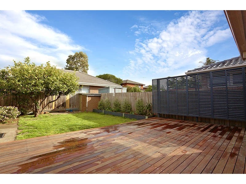 17 Barclay Drive, Cheltenham VIC 3192