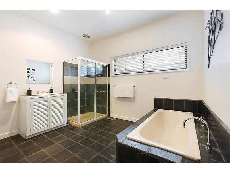 1/25 Bayside Avenue, Edithvale VIC 3196