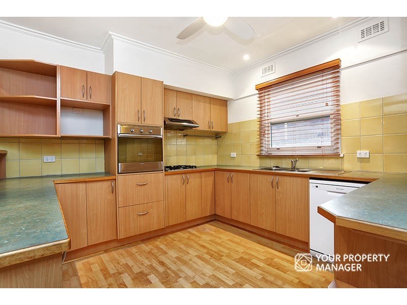 4 Golf View Road, Heatherton VIC 3202