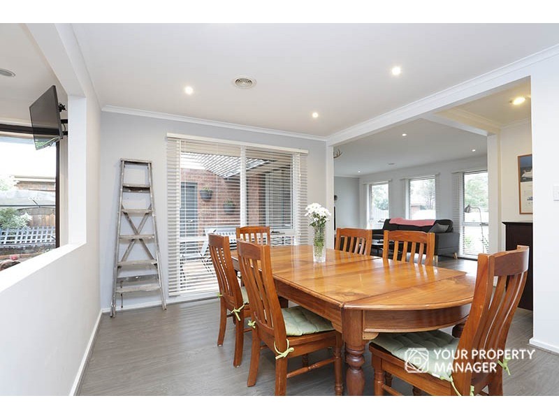 40 Milroy Crescent, Seaford VIC 3198