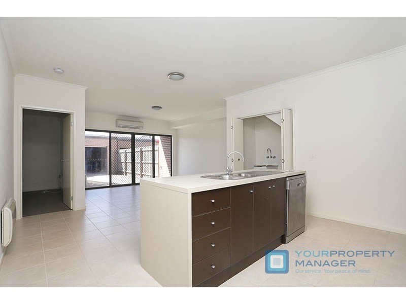 2/17 Keneally Street, Dandenong VIC 3175