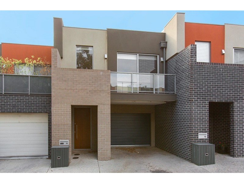 11 Chicquita Circuit, Mentone VIC 3194