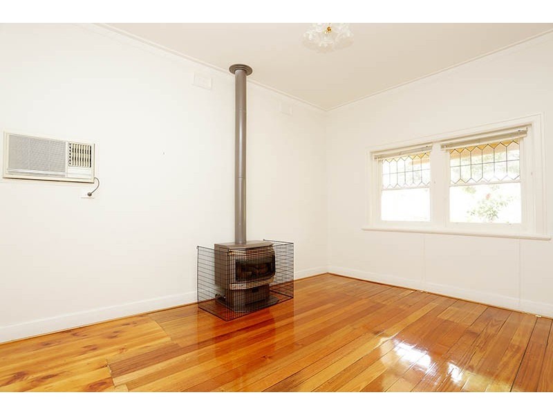 9 Wheeler Street, Ormond VIC 3204