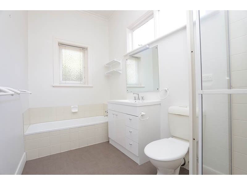 9 Wheeler Street, Ormond VIC 3204