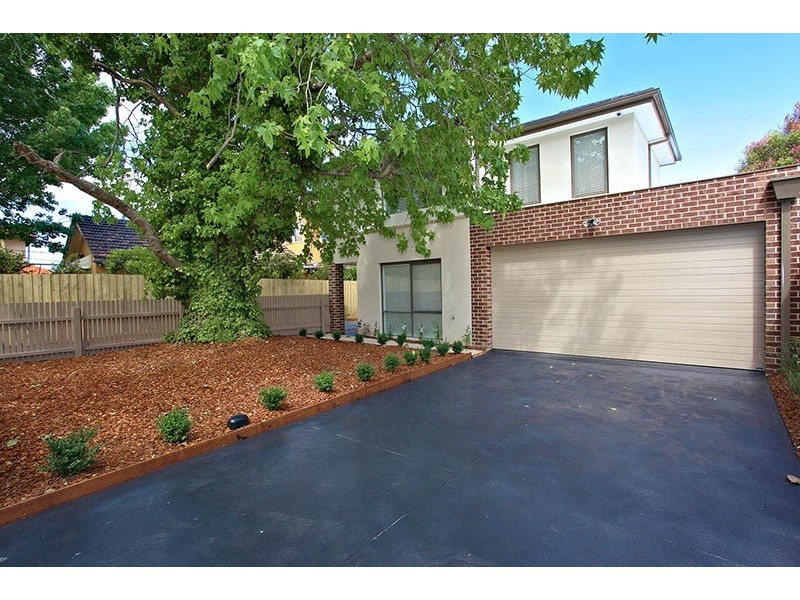 1/3 Bronte Court, Hampton VIC 3188