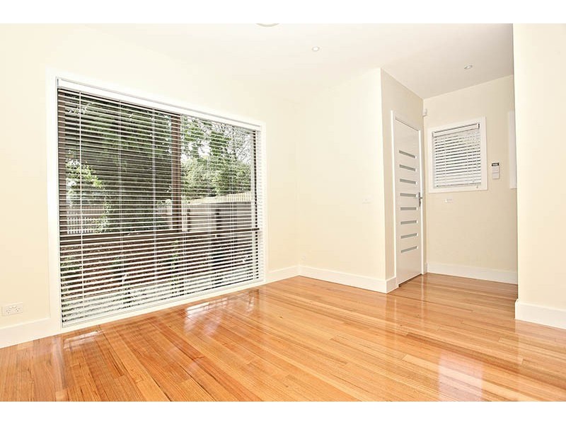 1/3 Bronte Court, Hampton VIC 3188