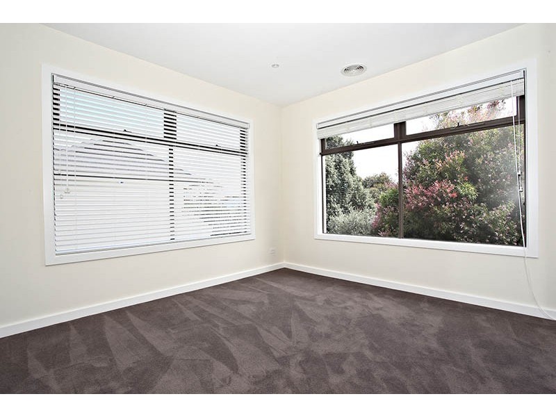 1/3 Bronte Court, Hampton VIC 3188