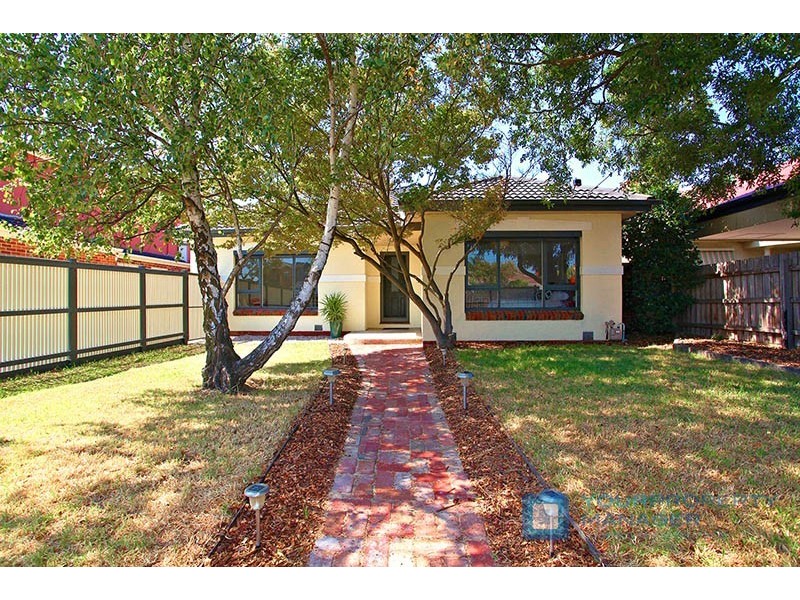 16 Fifth Street, Parkdale VIC 3195