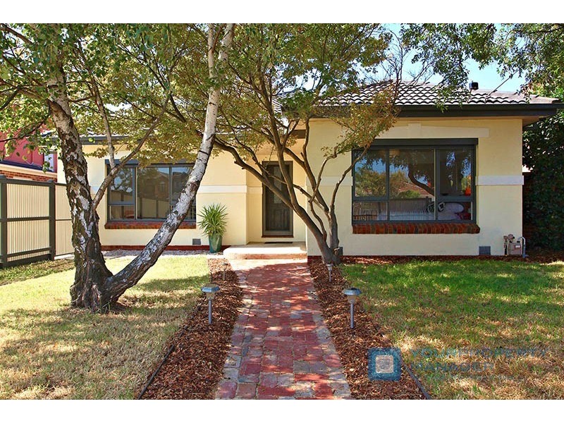 16 Fifth Street, Parkdale VIC 3195