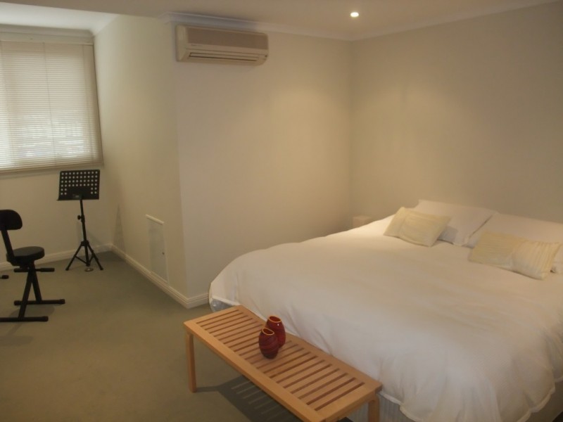 4/1A Mills Street, Hampton VIC 3188