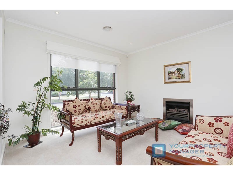 31 Inverness Place, Heatherton VIC 3202