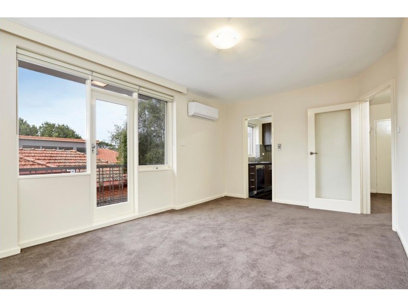 9/435 St Kilda Street, Elwood VIC 3184