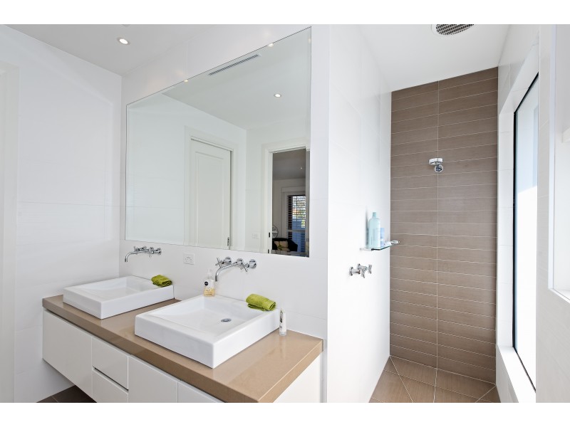 11a Barnett Street, Hampton VIC 3188