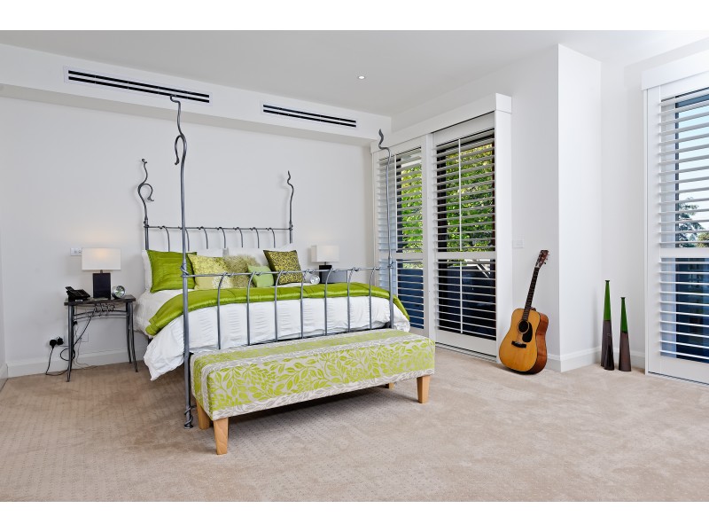 11a Barnett Street, Hampton VIC 3188