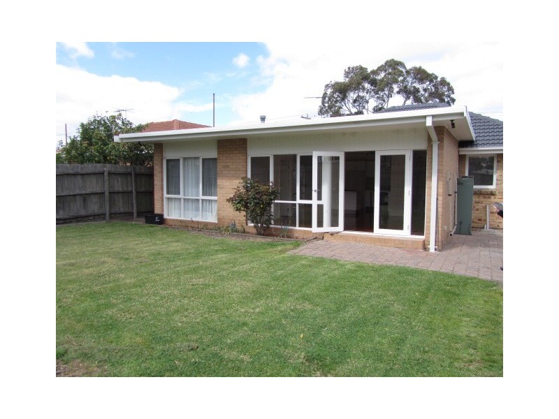 17 Genoa Street, Moorabbin VIC 3189