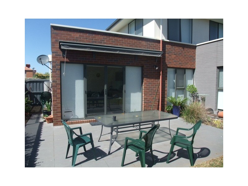 17 Inverness Place, Heatherton VIC 3202