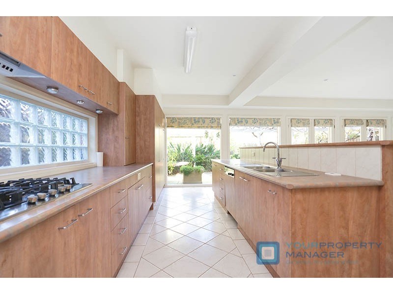 3 Robinson Street, Brighton East VIC 3187