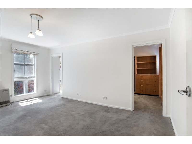 1 St Georges Court, Parkdale VIC 3195