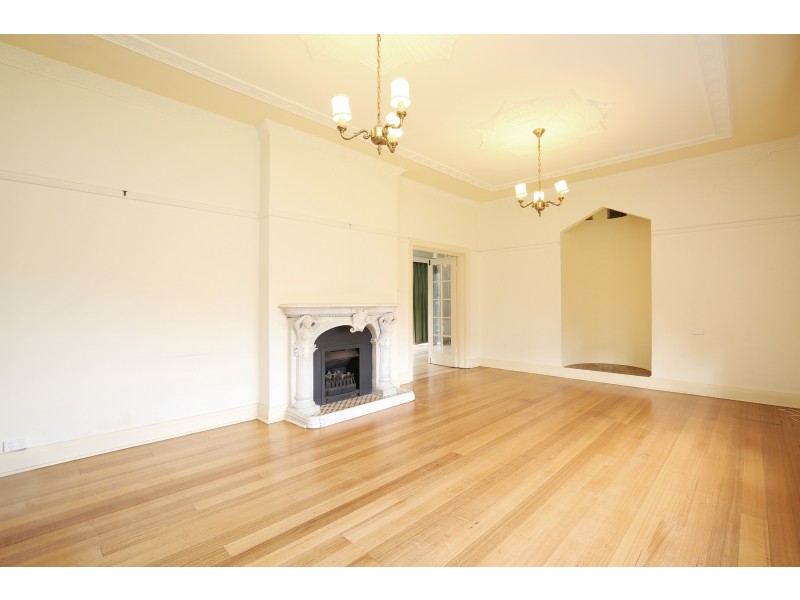 411 Beach Road, Beaumaris VIC 3193