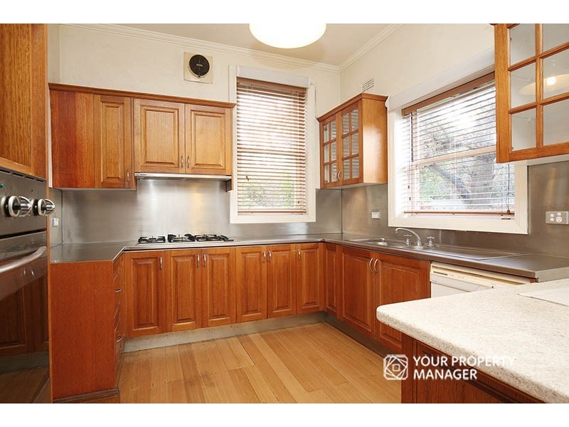 411 Beach Road, Beaumaris VIC 3193