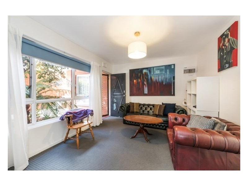 4/3 Mackenzie Street, Cheltenham VIC 3192