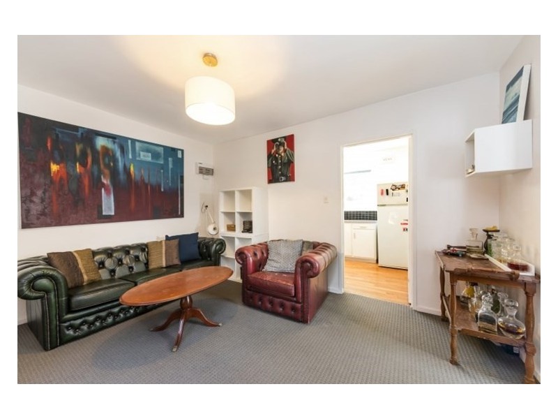 4/3 Mackenzie Street, Cheltenham VIC 3192