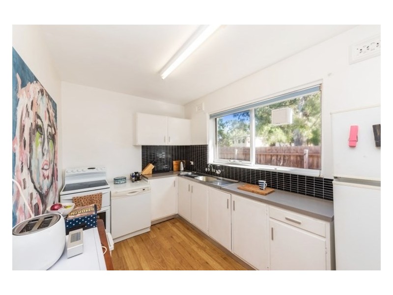 4/3 Mackenzie Street, Cheltenham VIC 3192