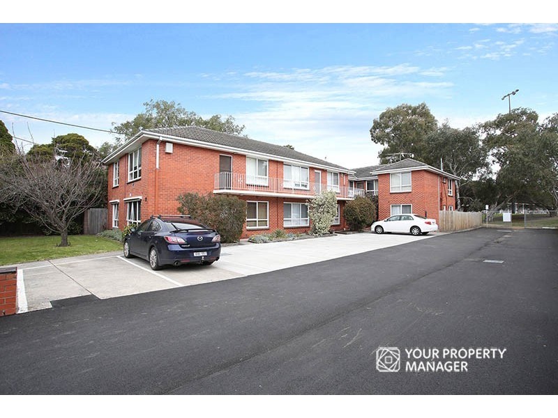 4/3 Mackenzie Street, Cheltenham VIC 3192