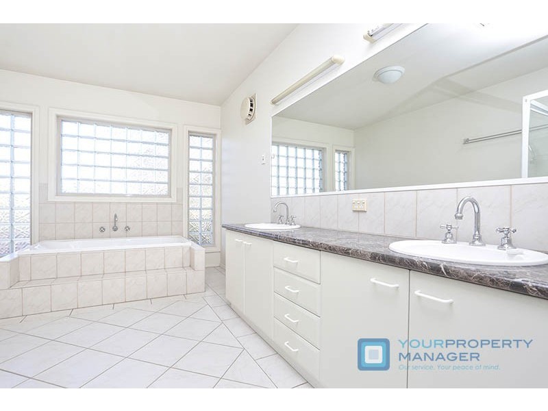 3 Robinson Street, Brighton East VIC 3187