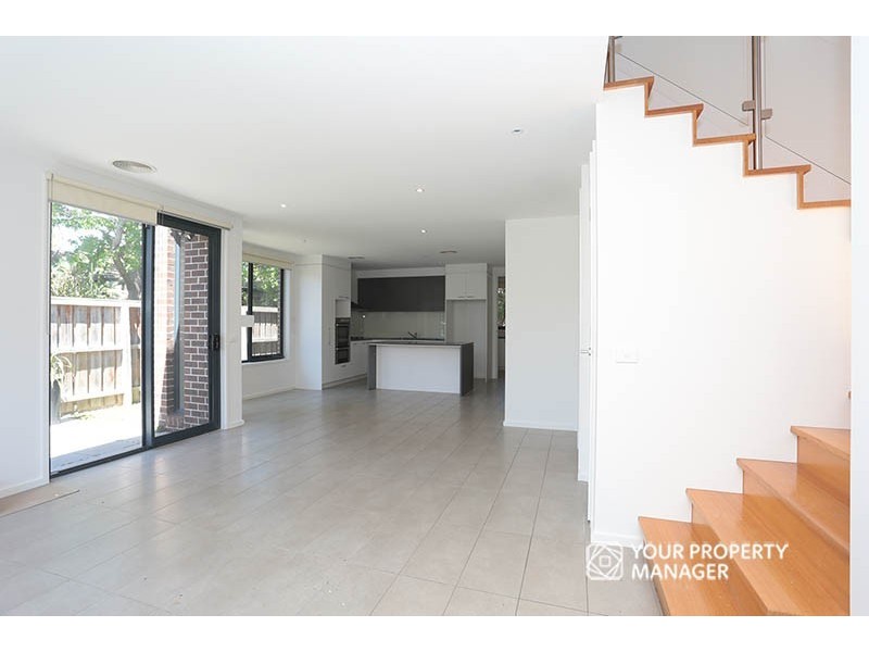 2/2a Stone Street, Brighton East VIC 3187