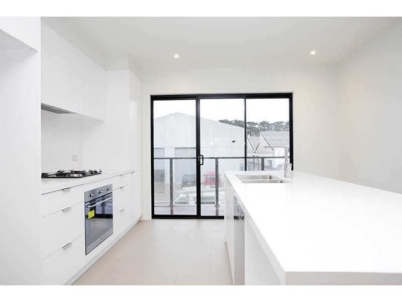 14 Bellevue Road, Cheltenham VIC 3192