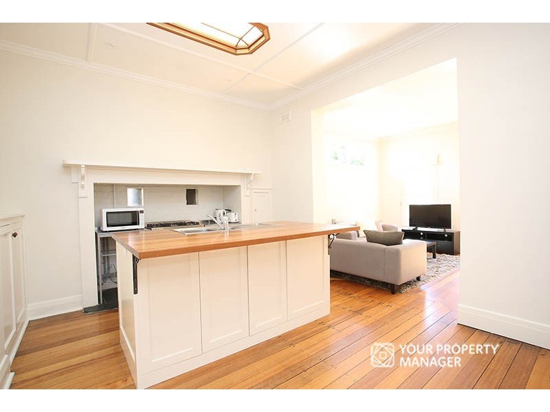 3 Bayside Crescent, Hampton VIC 3188