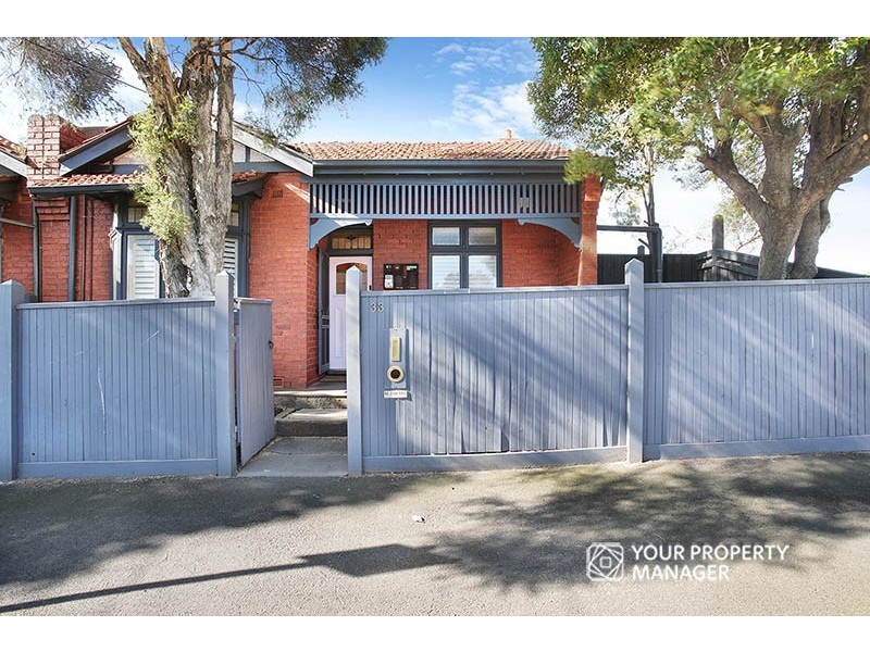 33 Johnson Street, St Kilda East VIC 3183